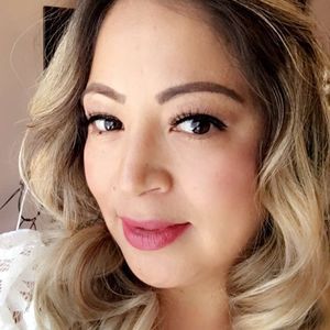 Meet your Posher, Ana